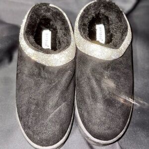 BAMBOO Black Slippers with Silver Accents